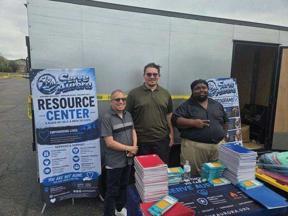 Serve Aurora volunteers